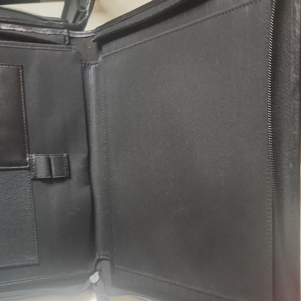 Tumi Black ipad case and Mobile Office